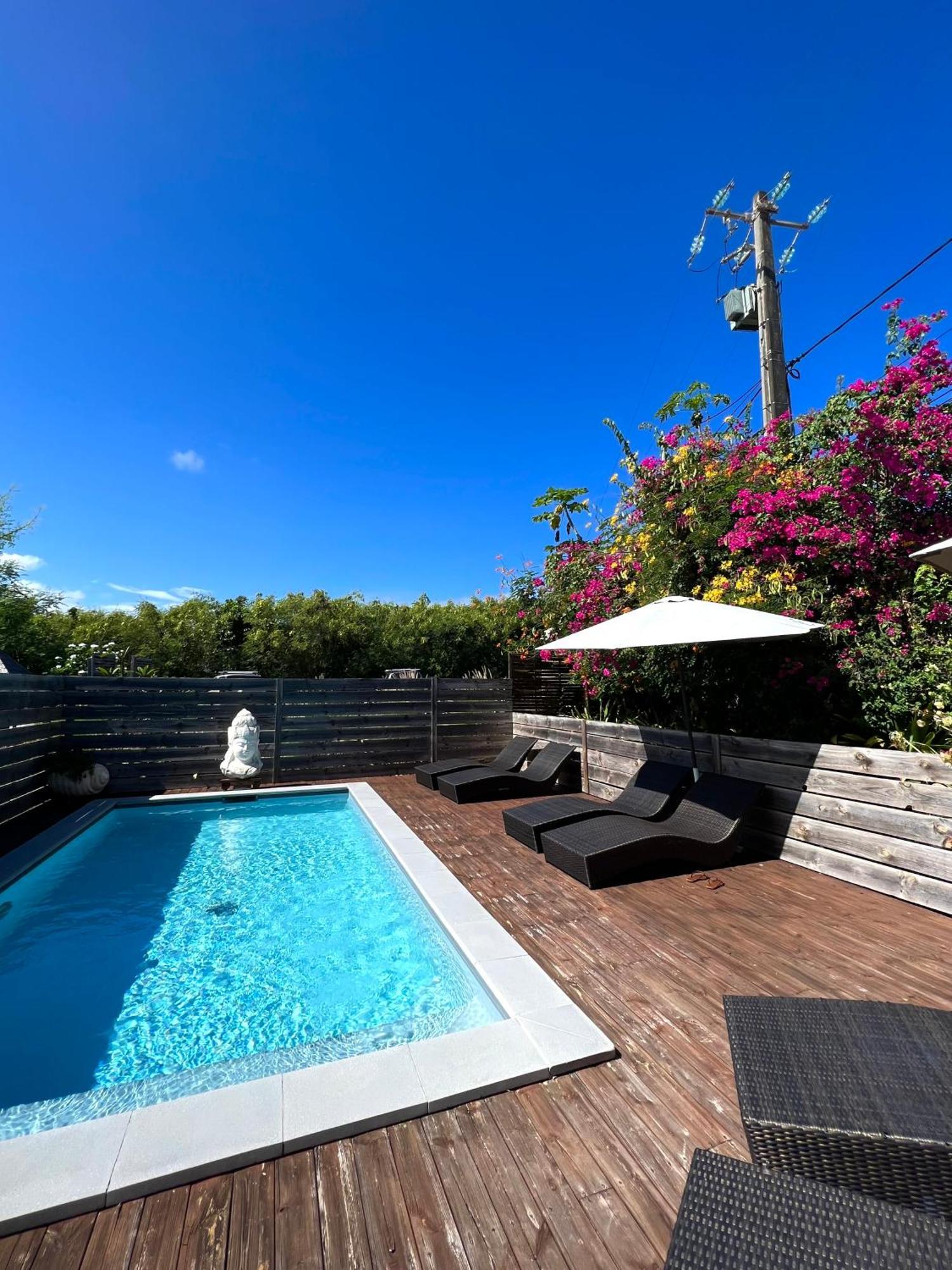 The Bluebamboo Hotell Le Moule Exteriör bild