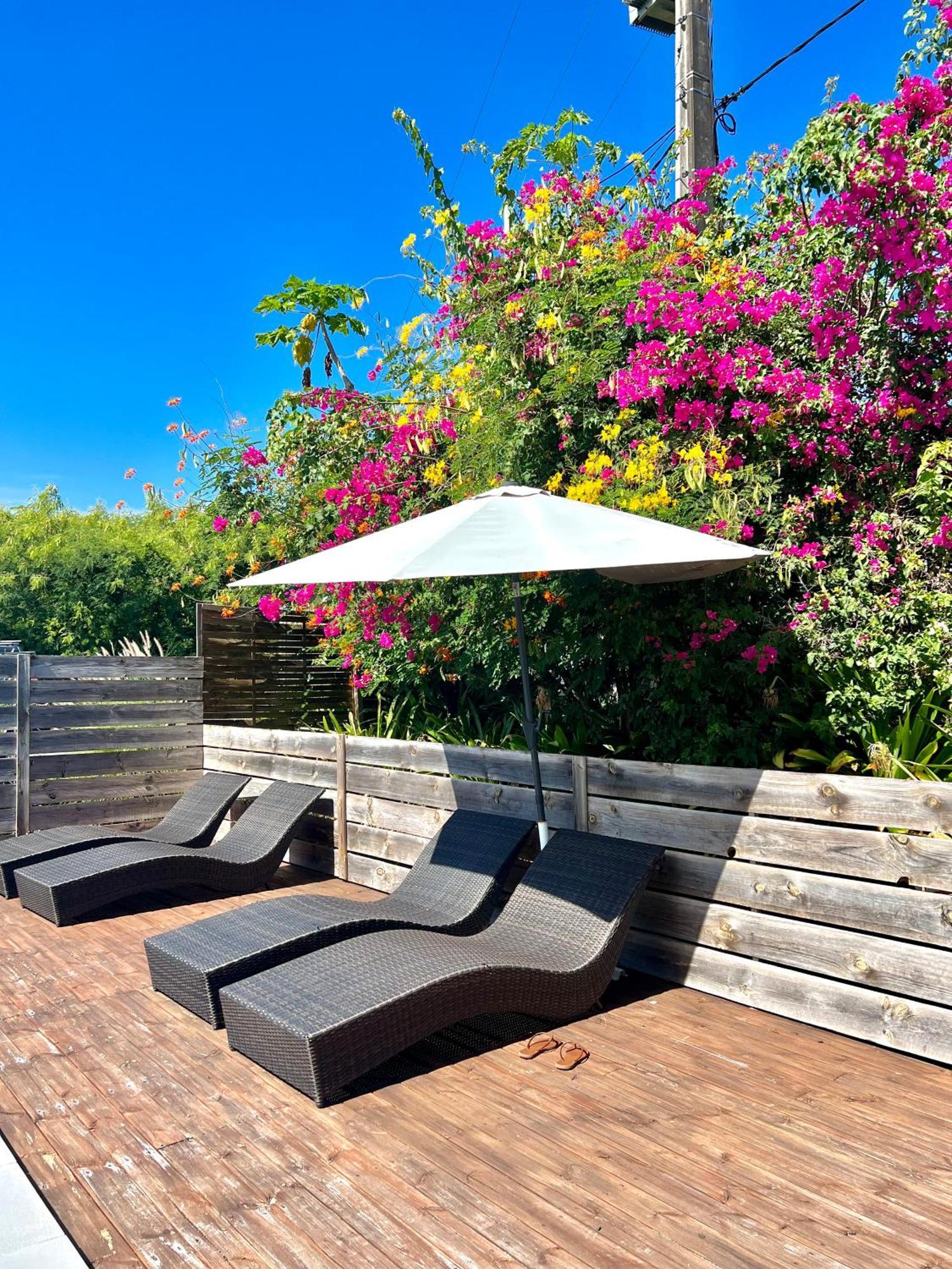 The Bluebamboo Hotell Le Moule Exteriör bild